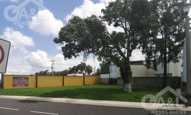 Terreno Uso de suelo Comercial  Venta Fraccionamiento Villa Montaña
