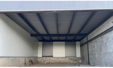 SE ALQUILA OFI- BODEGA EN MILLA 8