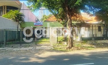Jual / Sewa Rumah Embong Kemiri Pusat Kota cocok untuk usaha