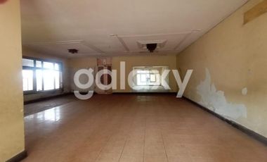 Jual / Sewa Rumah Embong Kemiri Pusat Kota cocok untuk usaha