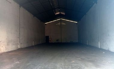 Gudang kayu besar III,akses kontainer 40 feet,harga 177juta/tahun