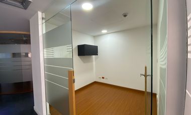 oficina en arriendo/venta en chapinero. Cod A52