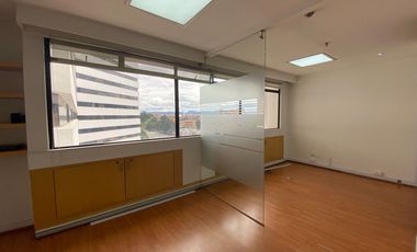 oficina en arriendo/venta en chapinero. Cod A52