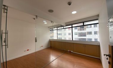 oficina en arriendo/venta en chapinero. Cod A52