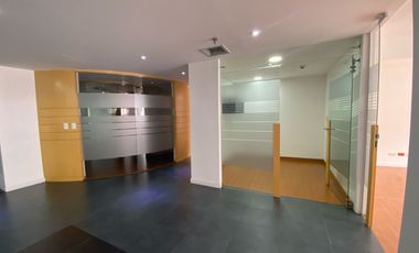 oficina en arriendo/venta en chapinero. Cod A52