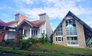 FOR RENT or FOR SALE Vila Dago Bandung Capacity 20 People