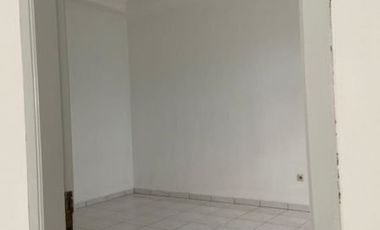 Rumah sewa 2 lantai dalam komplek bukit cinere indah depok