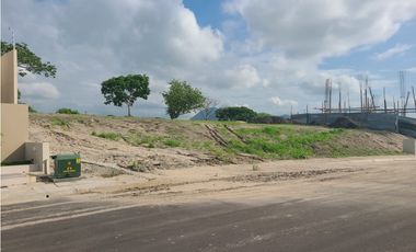 Se vende terreno Urb Costa del Este Sector Vía Circunvalación.