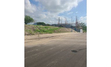 Se vende terreno Urb Costa del Este Sector Vía Circunvalación.