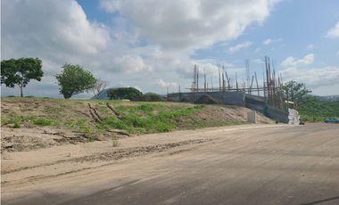 Se vende terreno Urb Costa del Este Sector Vía Circunvalación.