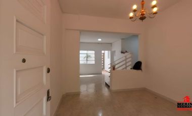 casa-local en venta en lorena. Cod V5765