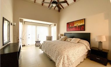 DECAMERON - VILLA - VENTA