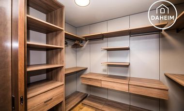 Departamento en venta de 2 dorm. en Vitacura