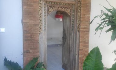 VILLA DI LOKASI STRATEGIS, DEKAT CENTRAL UBUD