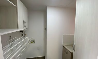 apartamento en arriendo en el esmeraldal. Cod A511745