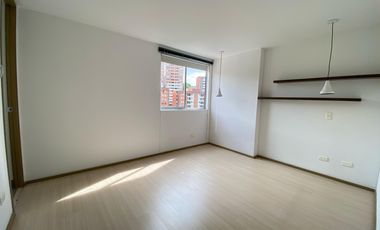 apartamento en arriendo en el esmeraldal. Cod A511745