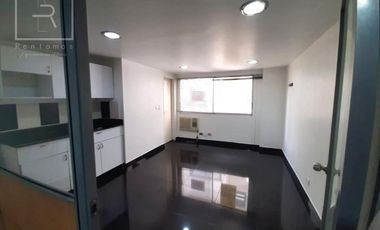 oficina en venta en centro de medellín. Cod V10329