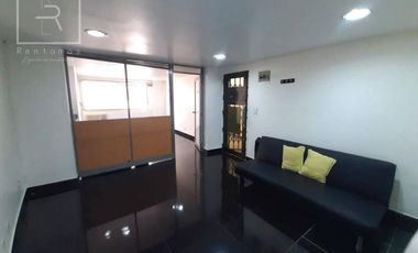 oficina en venta en centro de medellín. Cod V10329