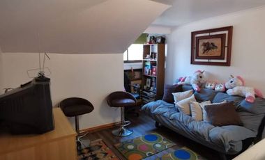 AMPLIA CASA CON GRAN TERRENO