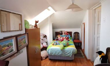 AMPLIA CASA CON GRAN TERRENO