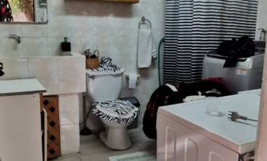 AMPLIA CASA CON GRAN TERRENO