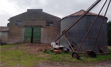 Se vende granja de 28 hectáreas en excelente ubicación.