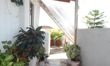 casa en venta en los robles. Cod V87542