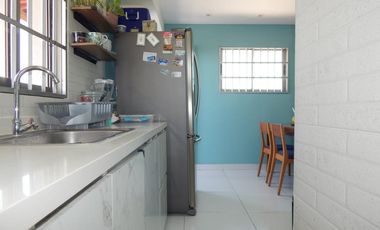 casa en venta en los robles. Cod V87542