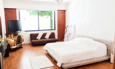 ¡¡ CASA EN VENTA EN TECAMACHALCO, YA REMODELADA, LISTA PARA VVIRLA !!