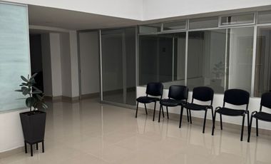 oficina en arriendo en santa ana. Cod A215840