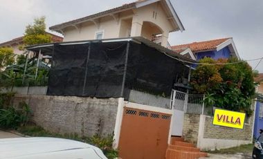 Rumah Villa Asri dan Kolam Renang di Cibodas Cipanas Puncak SHM+IMB