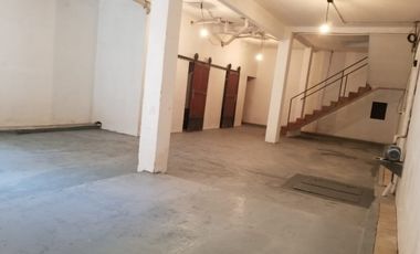 Venta GalpÃ³n con entrada de camiÃ³n y sÃ³tano muy buen estado - Boedo