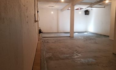 Venta GalpÃ³n con entrada de camiÃ³n y sÃ³tano muy buen estado - Boedo