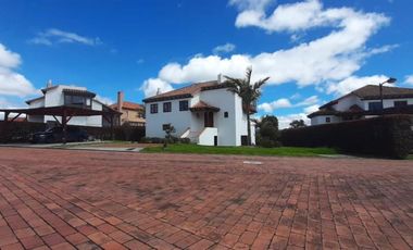 casa en arriendo en encenillos de sindamanoy. Cod A5075