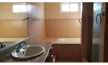 Venta de Casa en Condado del Rey.