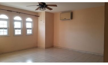 Venta de Casa en Condado del Rey.