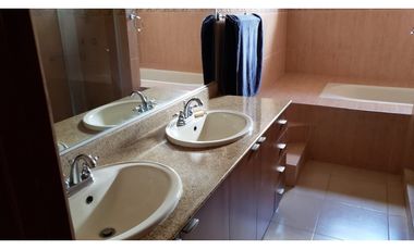 Venta de Casa en Condado del Rey.