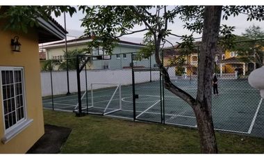 Venta de Casa en Condado del Rey.