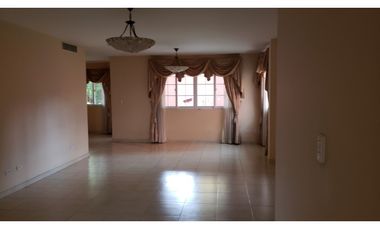 Venta de Casa en Condado del Rey.