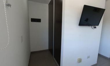 RETASADA  Casa de 5 AMBIENTES ubicada a 300 metros de la estación .
