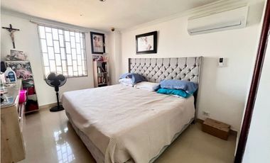 SE VENDE HERMOSO Y AMPLIO APARTAMENTO EN TABOR TRADICIONAL
