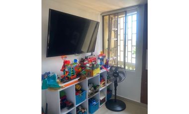 SE VENDE HERMOSO Y AMPLIO APARTAMENTO EN TABOR TRADICIONAL