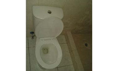 ALQUILO LOCAL COMERCIAL MIRAFLORES