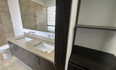 casa en arriendo en canelon. Cod A5971