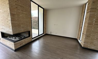 casa en arriendo en canelon. Cod A5971