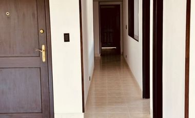 apartamento en venta en cristales. Cod V15637