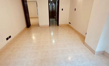 apartamento en venta en cristales. Cod V15637