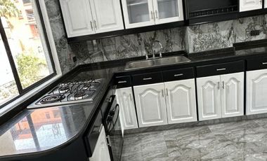 apartamento en venta en cristales. Cod V15637