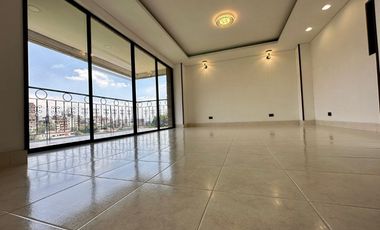 apartamento en venta en cristales. Cod V15637