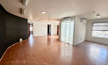 HERMOSA OFICINA CON O SIN MUEBLES